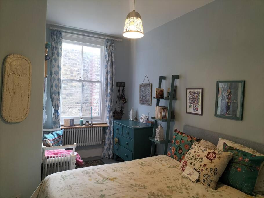 Charming London With Balcony Apartment Bagian luar foto
