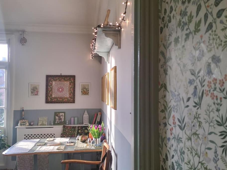 Charming London With Balcony Apartment Bagian luar foto